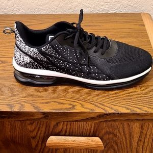 Black and White Running Shoes - MEHOTO Air - Brand New- Mens Size 12-13 US